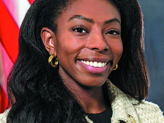 District 21 News: Rep. Powell’s office adds free notary services