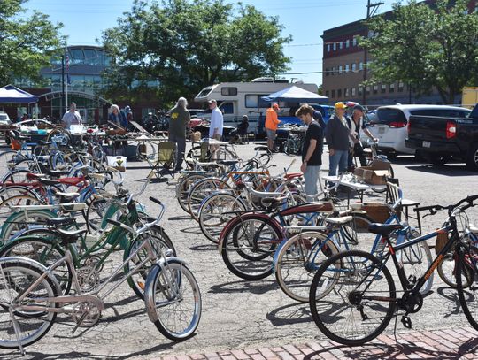 PREVIEW: Cycling enthusiasts gather on Northside for Bicycle Heaven Swap Meet